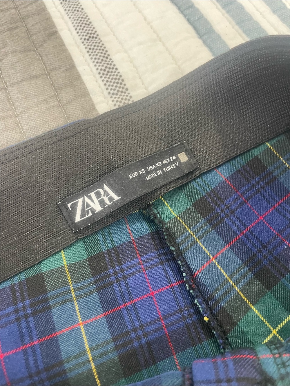Zara Blue & Green Plaid Dress Pants